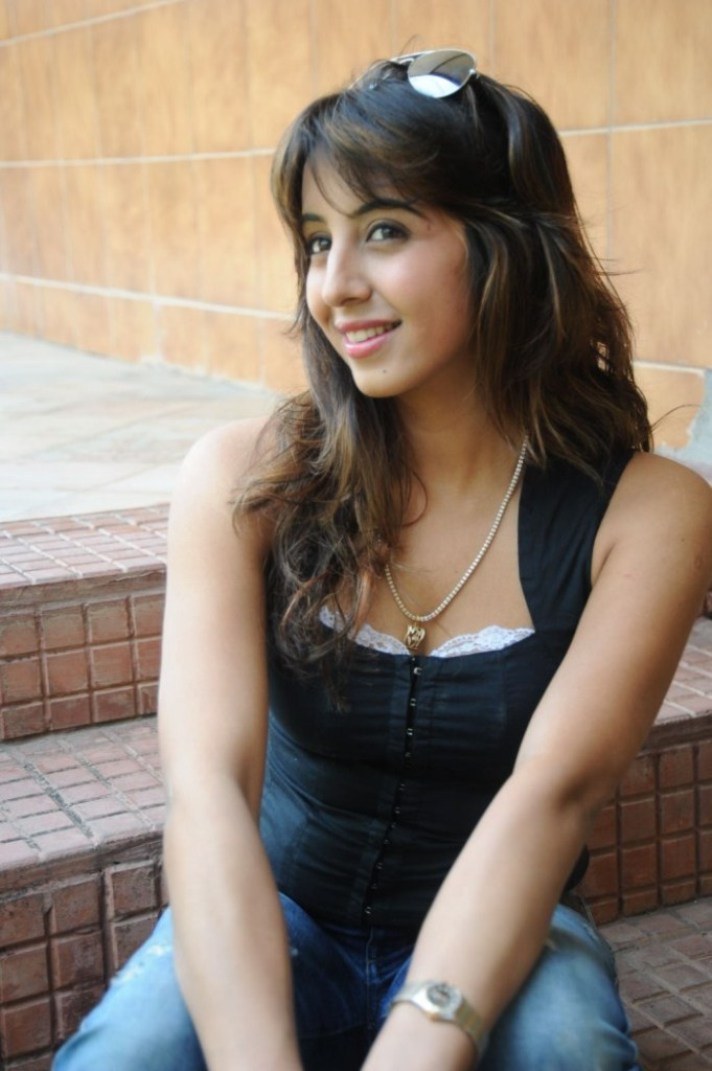 pakistani big boob porn cute girl saking boobs